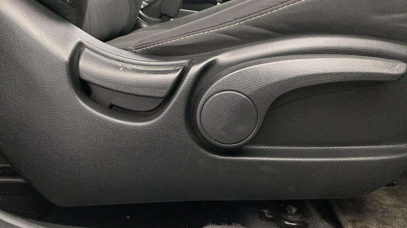 2019 Hyundai Creta SX 1.6 PETROL, Petrol, Manual, 49,126 km, Driver Side Adjustment Panel