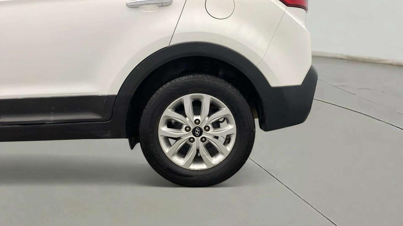 2019 Hyundai Creta SX 1.6 PETROL, Petrol, Manual, 49,126 km, Left Rear Wheel