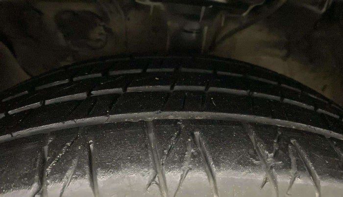 2019 Hyundai Creta SX 1.6 PETROL, Petrol, Manual, 49,126 km, Left Front Tyre Tread