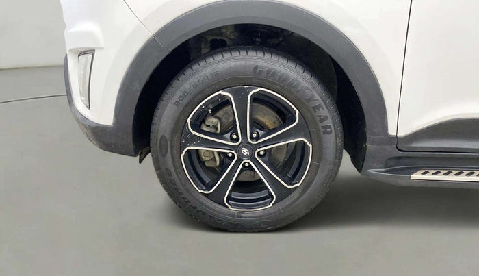 2017 Hyundai Creta E PLUS 1.6 PETROL, Petrol, Manual, 39,670 km, Left Front Wheel
