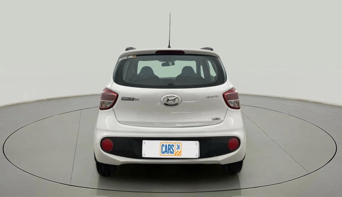 2017 Hyundai Grand i10 SPORTZ (O) 1.2 KAPPA VTVT, Petrol, Manual, 50,228 km, Back/Rear