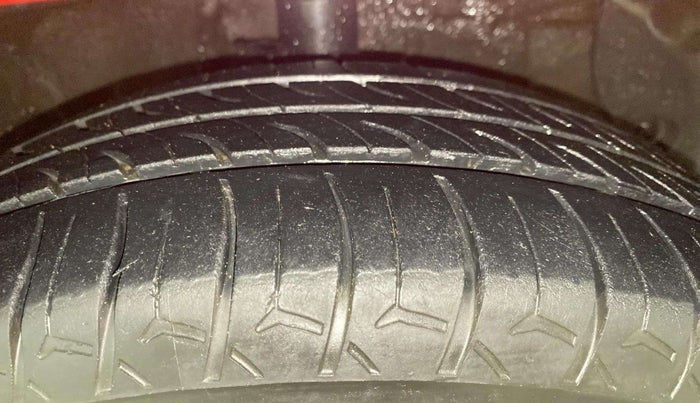 2019 Hyundai Grand i10 SPORTZ AT 1.2 KAPPA VTVT, Petrol, Automatic, 79,728 km, Right Front Tyre Tread