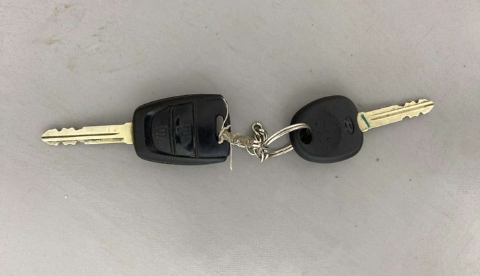2019 Hyundai Grand i10 SPORTZ AT 1.2 KAPPA VTVT, Petrol, Automatic, 79,728 km, Key Close Up