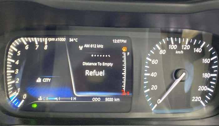 2024 Tata ALTROZ XZ + SUNROOF, Petrol, Manual, 5,016 km, Odometer Image