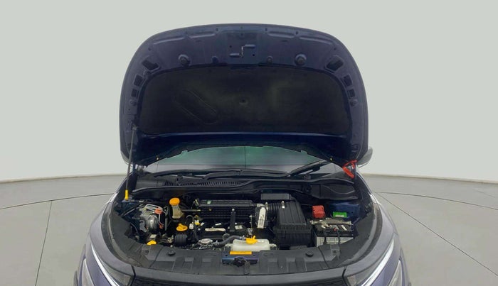 2024 Tata ALTROZ XZ + SUNROOF, Petrol, Manual, 5,016 km, Open Bonet