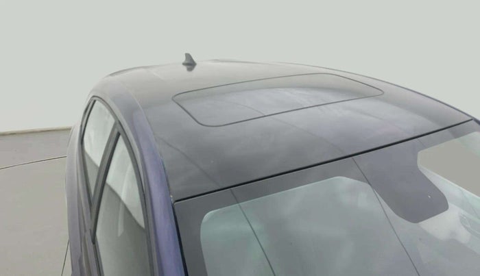 2024 Tata ALTROZ XZ + SUNROOF, Petrol, Manual, 5,016 km, Roof
