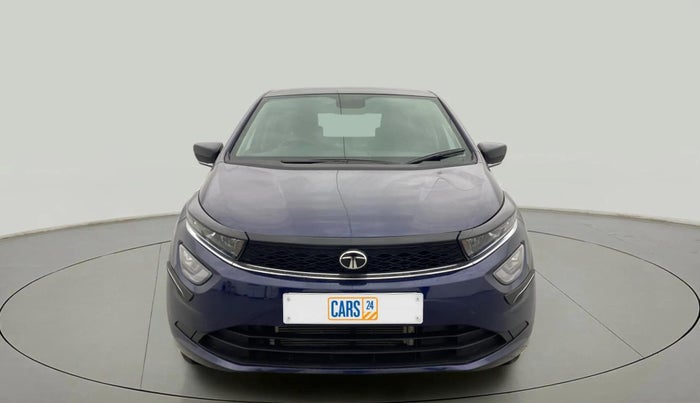 2024 Tata ALTROZ XZ + SUNROOF, Petrol, Manual, 5,016 km, Front