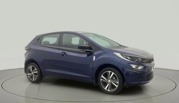 2024 Tata ALTROZ XZ + SUNROOF, Petrol, Manual, 5,016 km, Right Front Diagonal