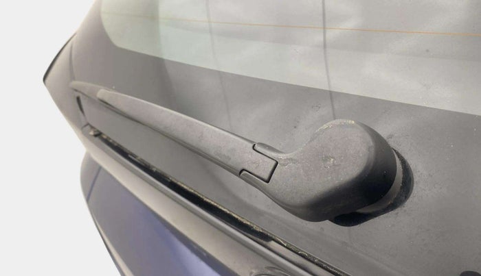 2024 Tata ALTROZ XZ + SUNROOF, Petrol, Manual, 5,016 km, Rear Wiper