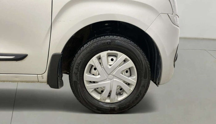 2021 Maruti New Wagon-R LXI CNG (O) 1.0, CNG, Manual, 25,449 km, Right Front Wheel
