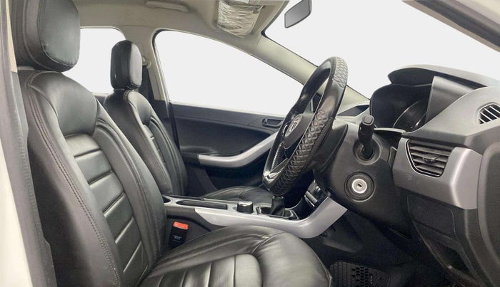 2023 Tata NEXON XM PETROL, Petrol, Manual, 44,906 km, Right Side Front Door Cabin