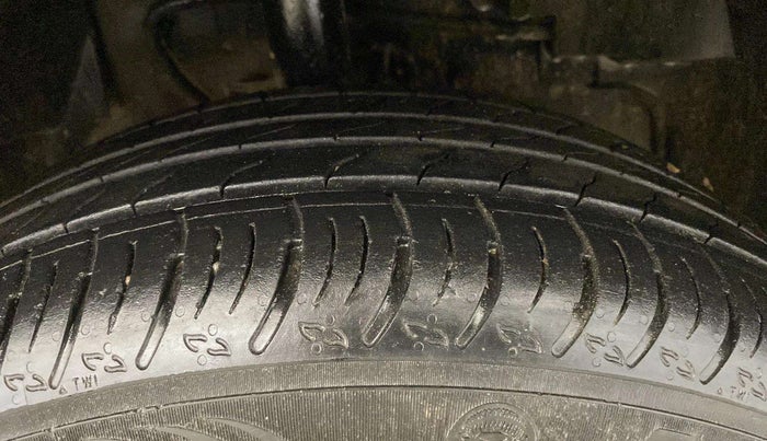 2023 Tata NEXON XM PETROL, Petrol, Manual, 44,906 km, Right Front Tyre Tread