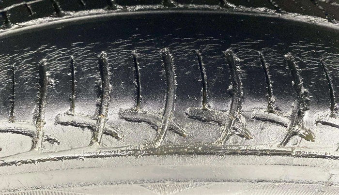 2019 Maruti Baleno DELTA PETROL 1.2, Petrol, Manual, 59,328 km, Left Front Tyre Tread