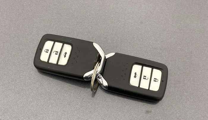 2017 Honda City 1.5L I-VTEC V MT, Petrol, Manual, 41,101 km, Key Close Up