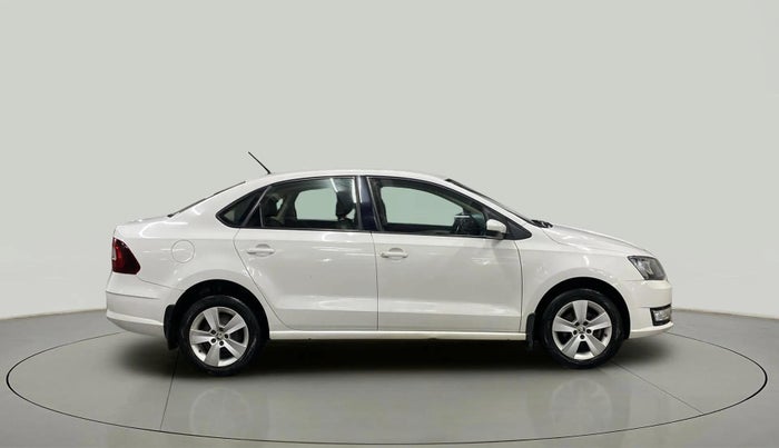 2018 Skoda Rapid AMBITION 1.6 MPI MT, Petrol, Manual, 42,391 km, Right Side View
