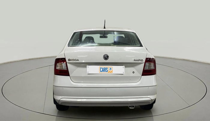 2018 Skoda Rapid AMBITION 1.6 MPI MT, Petrol, Manual, 42,391 km, Back/Rear