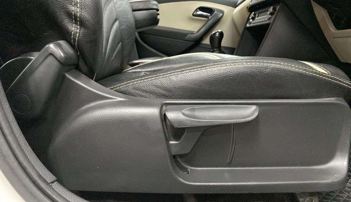 2018 Skoda Rapid AMBITION 1.6 MPI MT, Petrol, Manual, 42,391 km, Driver Side Adjustment Panel