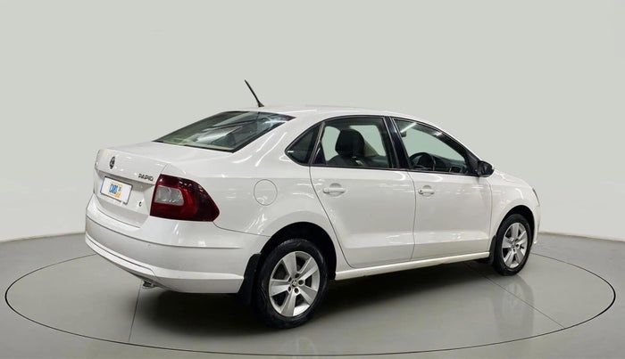 2018 Skoda Rapid AMBITION 1.6 MPI MT, Petrol, Manual, 42,391 km, Right Back Diagonal