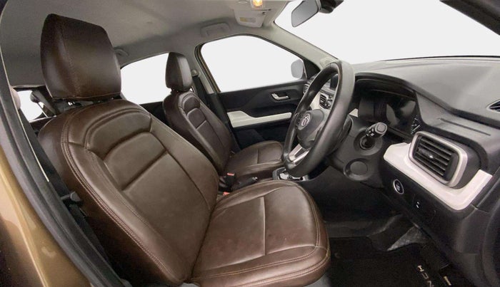 2022 Tata PUNCH CREATIVE  AMT, Petrol, Automatic, 39,917 km, Right Side Front Door Cabin