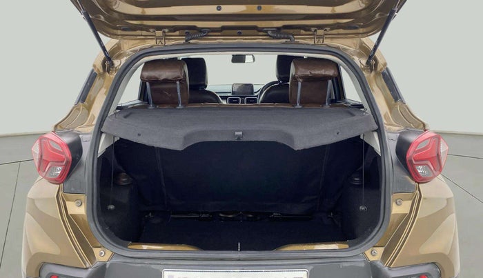 2022 Tata PUNCH CREATIVE  AMT, Petrol, Automatic, 39,917 km, Boot Inside