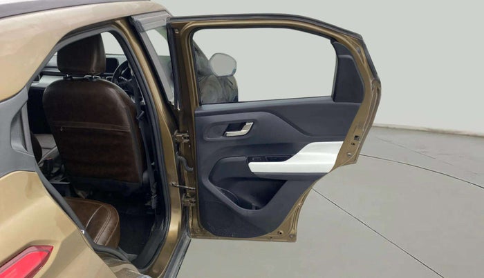 2022 Tata PUNCH CREATIVE  AMT, Petrol, Automatic, 39,917 km, RHS Rear Door