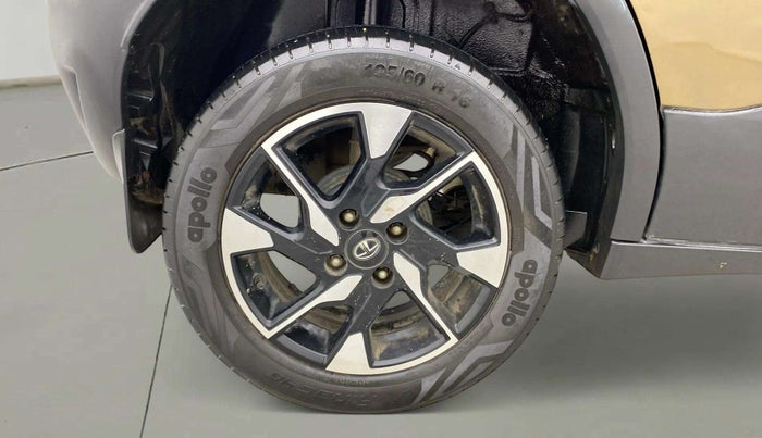 2022 Tata PUNCH CREATIVE  AMT, Petrol, Automatic, 39,917 km, Right Rear Wheel
