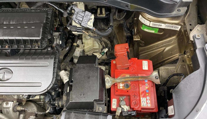 2022 Tata PUNCH CREATIVE  AMT, Petrol, Automatic, 39,917 km, Engine View - Left