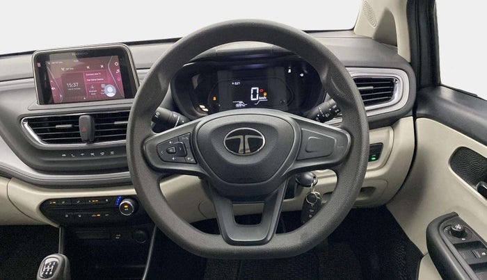 2024 Tata ALTROZ XM PLUS CNG, CNG, Manual, 13,283 km, Steering Wheel Close Up