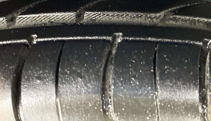 2021 Tata TIGOR XZA PLUS PETROL, Petrol, Automatic, 52,389 km, Right Front Tyre Tread