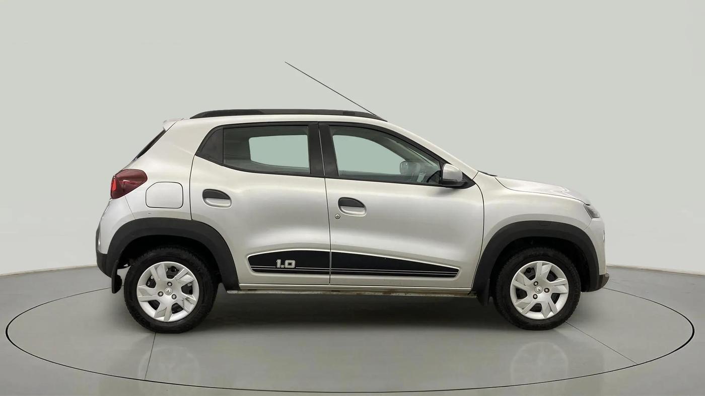2024 Renault Kwid RXT 1.0 AMT, Petrol, Automatic, 3,655 km, Right Side View