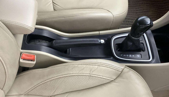 2020 Maruti Ciaz ALPHA  AT 1.5 SHVS PETROL, Petrol, Automatic, 64,524 km, Gear Lever