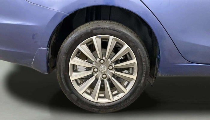2020 Maruti Ciaz ALPHA  AT 1.5 SHVS PETROL, Petrol, Automatic, 64,524 km, Right Rear Wheel