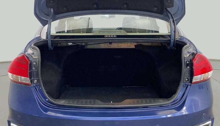 2020 Maruti Ciaz ALPHA  AT 1.5 SHVS PETROL, Petrol, Automatic, 64,524 km, Boot Inside