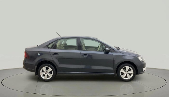 2018 Skoda Rapid AMBITION 1.6 MPI MT, Petrol, Manual, 41,281 km, Right Side View