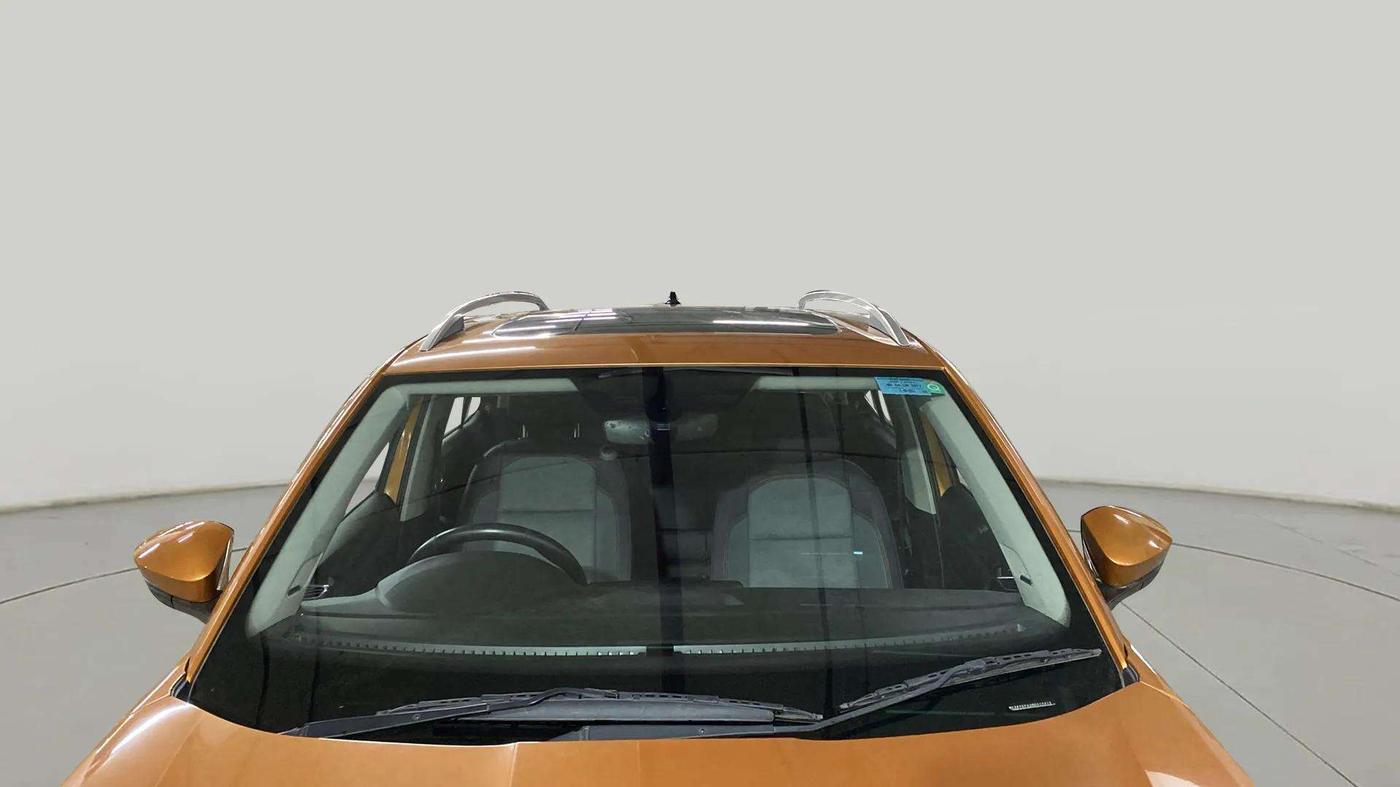 2022 Skoda KUSHAQ STYLE 1.0L TSI AT, Petrol, Automatic, 8,185 km, Front Windshield