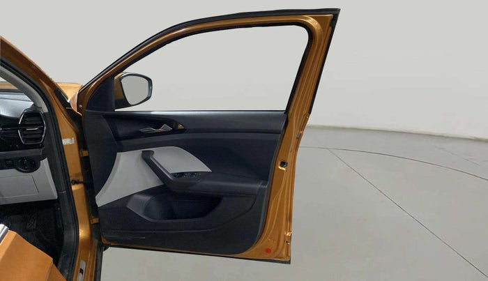 2022 Skoda KUSHAQ STYLE 1.0L TSI AT, Petrol, Automatic, 8,174 km, RHS Front Door