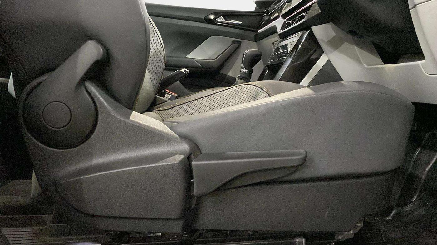 2022 Skoda KUSHAQ STYLE 1.0L TSI AT, Petrol, Automatic, 8,185 km, Driver Side Adjustment Panel