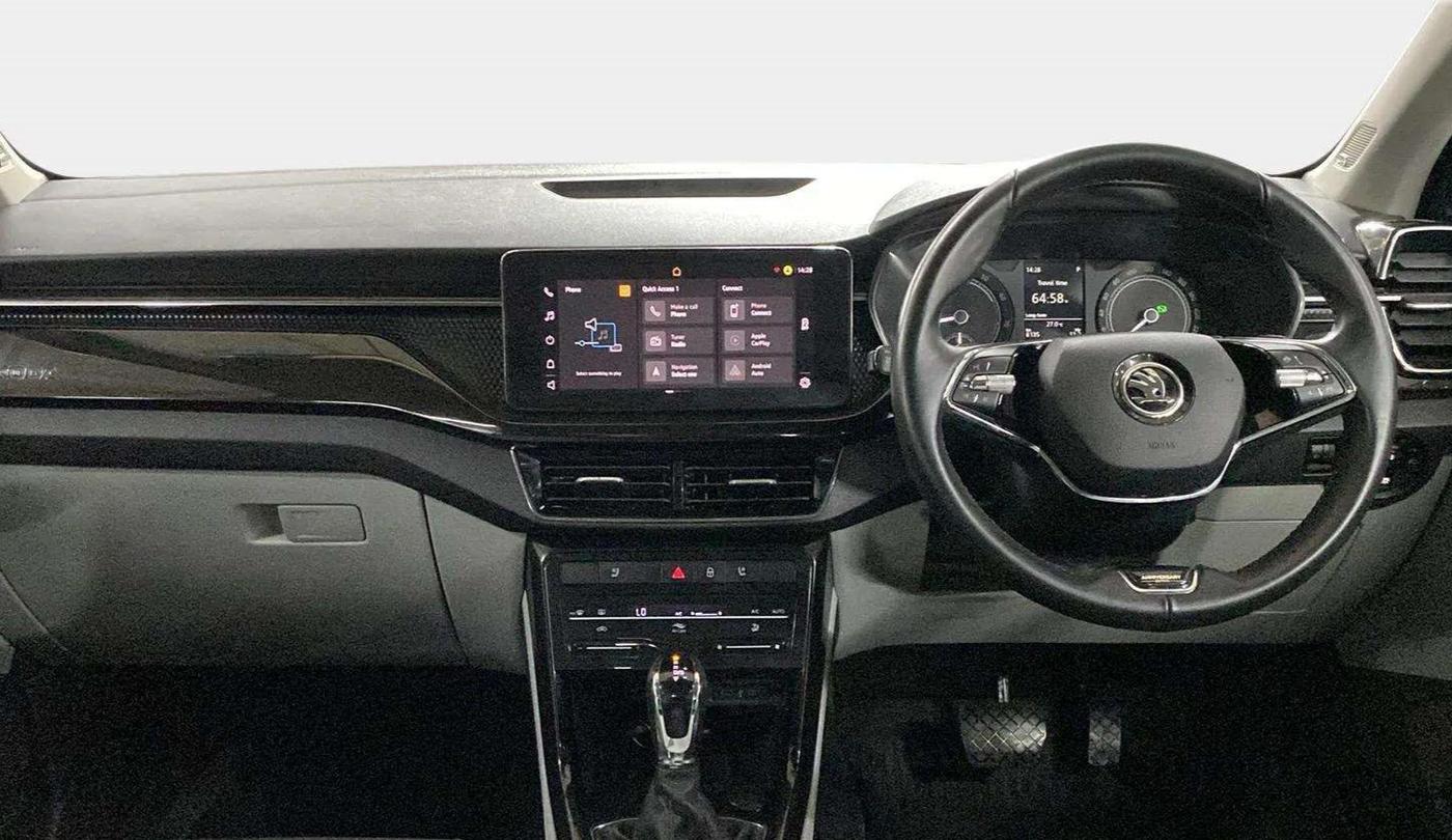 2022 Skoda KUSHAQ STYLE 1.0L TSI AT, Petrol, Automatic, 8,185 km, Dashboard