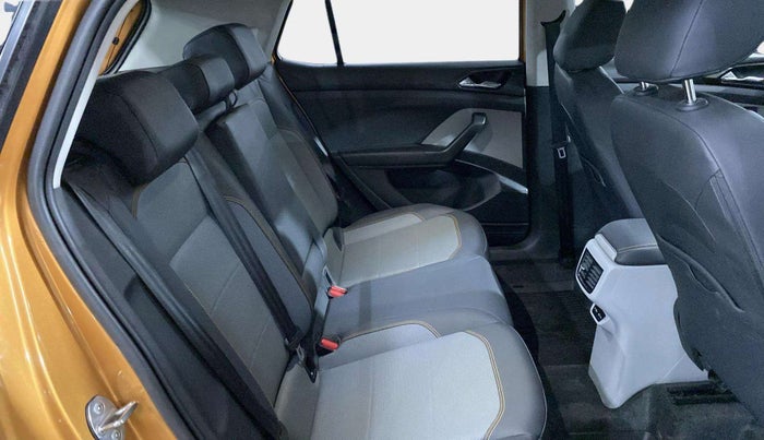 2022 Skoda KUSHAQ STYLE 1.0L TSI AT, Petrol, Automatic, 8,174 km, Right Side Rear Door Cabin