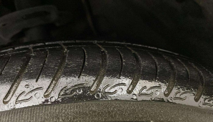 2023 Tata Tiago XZ PLUS CNG, CNG, Manual, 28,658 km, Left Rear Tyre Tread