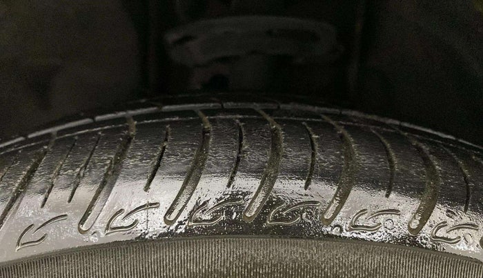 2023 Tata Tiago XZ PLUS CNG, CNG, Manual, 28,658 km, Left Front Tyre Tread