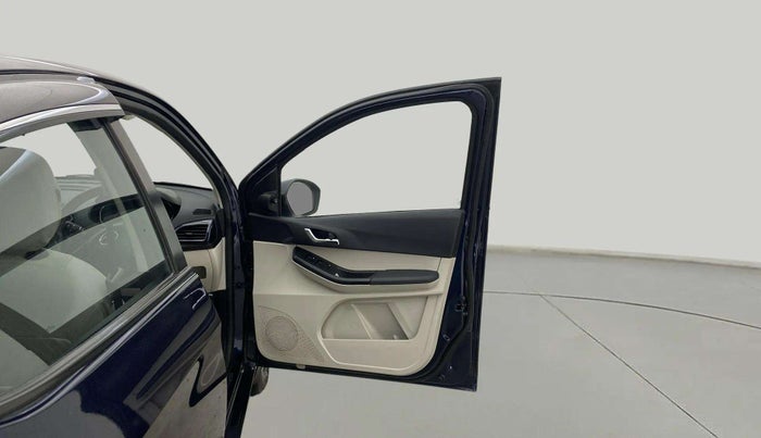 2023 Tata Tiago XZ PLUS CNG, CNG, Manual, 28,658 km, RHS Front Door