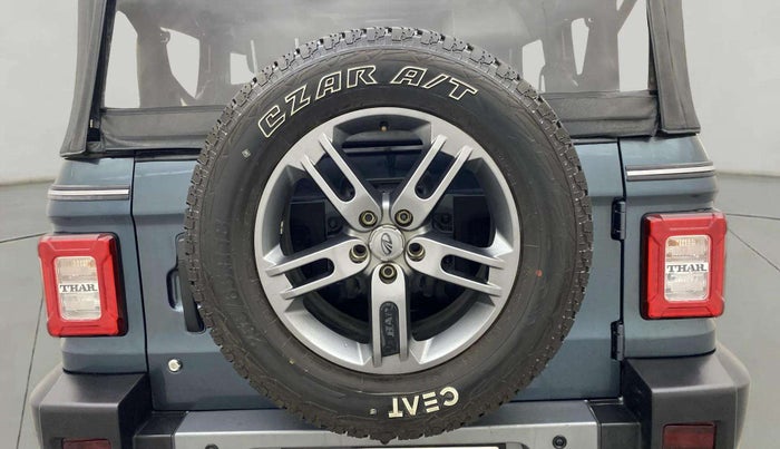2022 Mahindra Thar LX D 4WD AT CONVERTIBLE, Diesel, Automatic, 32,906 km, Spare Tyre
