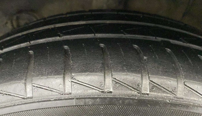 2019 Hyundai Grand i10 MAGNA 1.2 KAPPA VTVT, Petrol, Manual, 84,025 km, Right Rear Tyre Tread