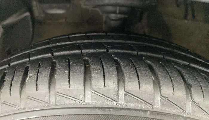 2019 Hyundai Grand i10 MAGNA 1.2 KAPPA VTVT, Petrol, Manual, 84,025 km, Left Front Tyre Tread