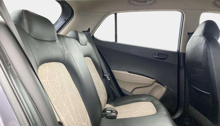 2013 Hyundai Grand i10 MAGNA 1.2 KAPPA VTVT, Petrol, Manual, 32,693 km, Right Side Rear Door Cabin
