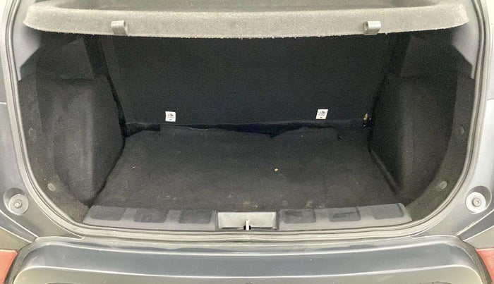 2019 Tata NEXON XM PETROL, Petrol, Manual, 57,924 km, Boot Inside