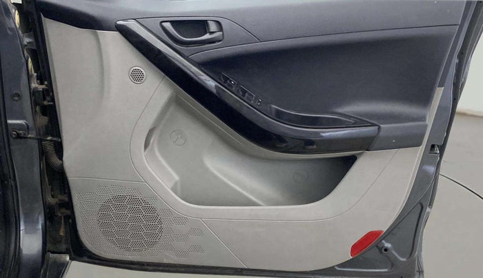 2019 Tata NEXON XM PETROL, Petrol, Manual, 57,924 km, Driver Side Door Panels Control