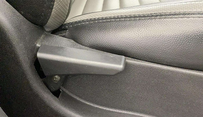 2019 Tata NEXON XM PETROL, Petrol, Manual, 57,924 km, Driver Side Adjustment Panel