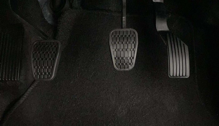 2019 Tata NEXON XM PETROL, Petrol, Manual, 57,924 km, Pedals